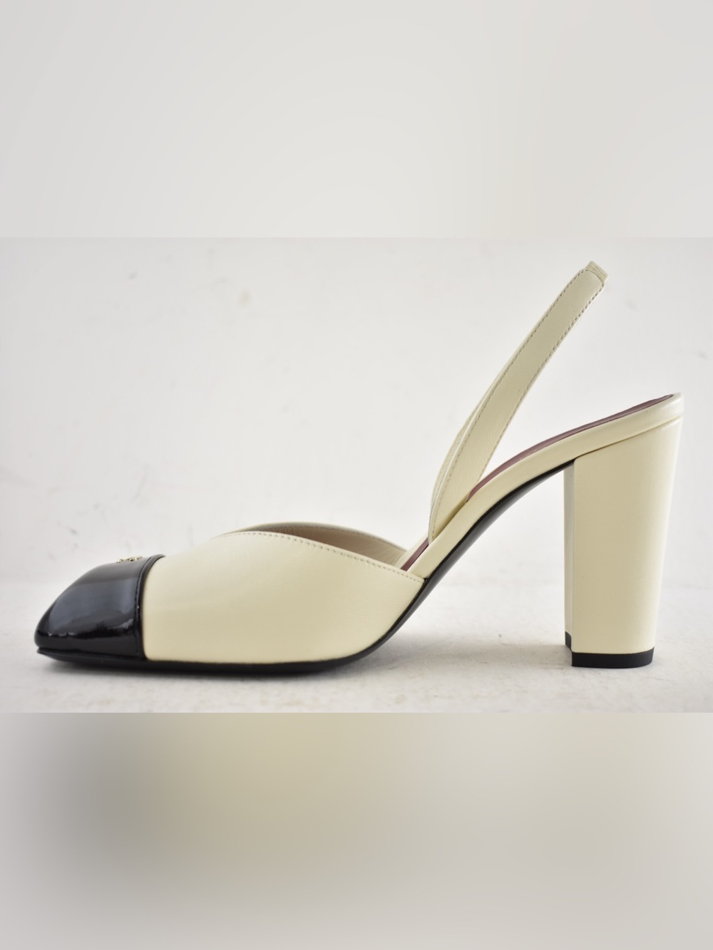 Chanel 26S Blazy Ivory Black Square Toe Sling CC Slingback Block Heel Pump 40.5 - Picture 12 of 16